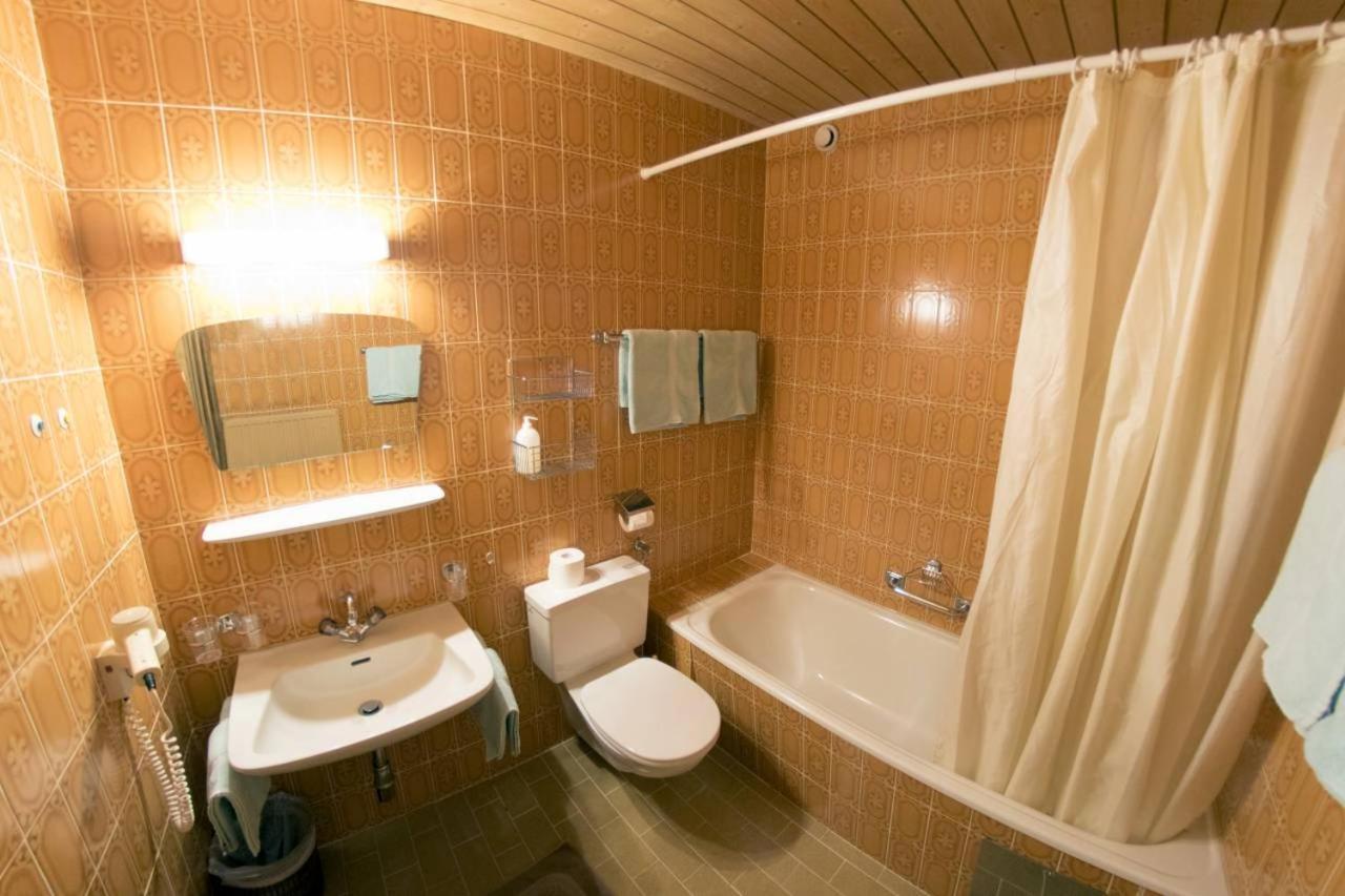 Hotel Garni Val-Sinestra Ischgl Extérieur photo